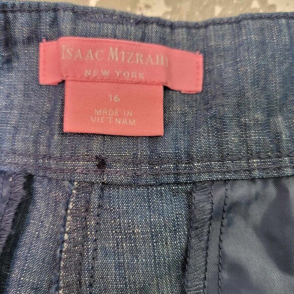 2576 NWT Isaac Mizrahi Tailored Short Women's Size 16 - Picture 6 of 7
